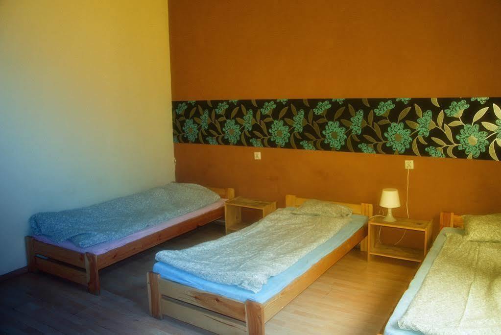 Hostel Krakowskie Klimaty Exteriör bild